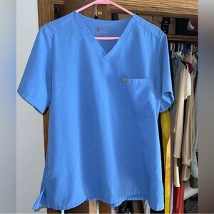 Catarina One-Pocket Scrub Top Women’s Figs Sz. Large. Ciel Blue